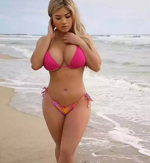 Amazing bikini babe at the beach hd photos 1